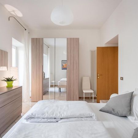 Residenza Ester ريفا ديل غاردا المظهر الخارجي الصورة