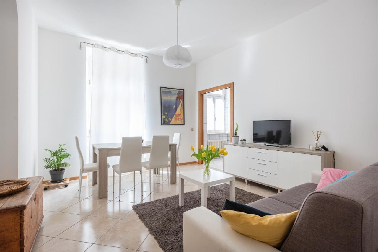 Residenza Ester ريفا ديل غاردا المظهر الخارجي الصورة