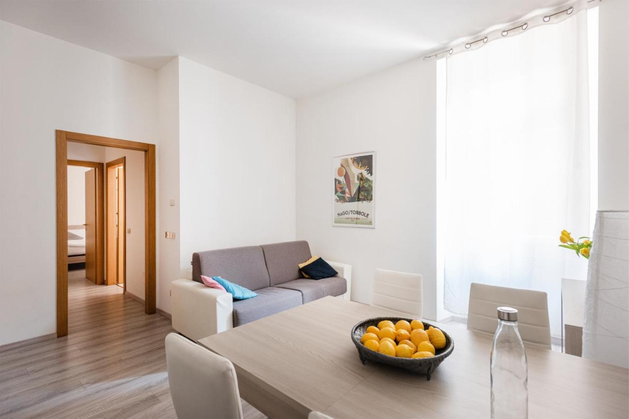 Residenza Ester ريفا ديل غاردا المظهر الخارجي الصورة