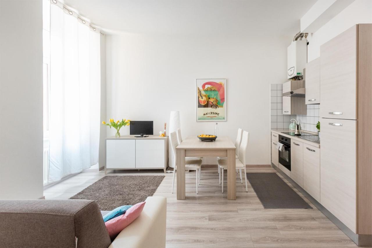 Residenza Ester ريفا ديل غاردا المظهر الخارجي الصورة