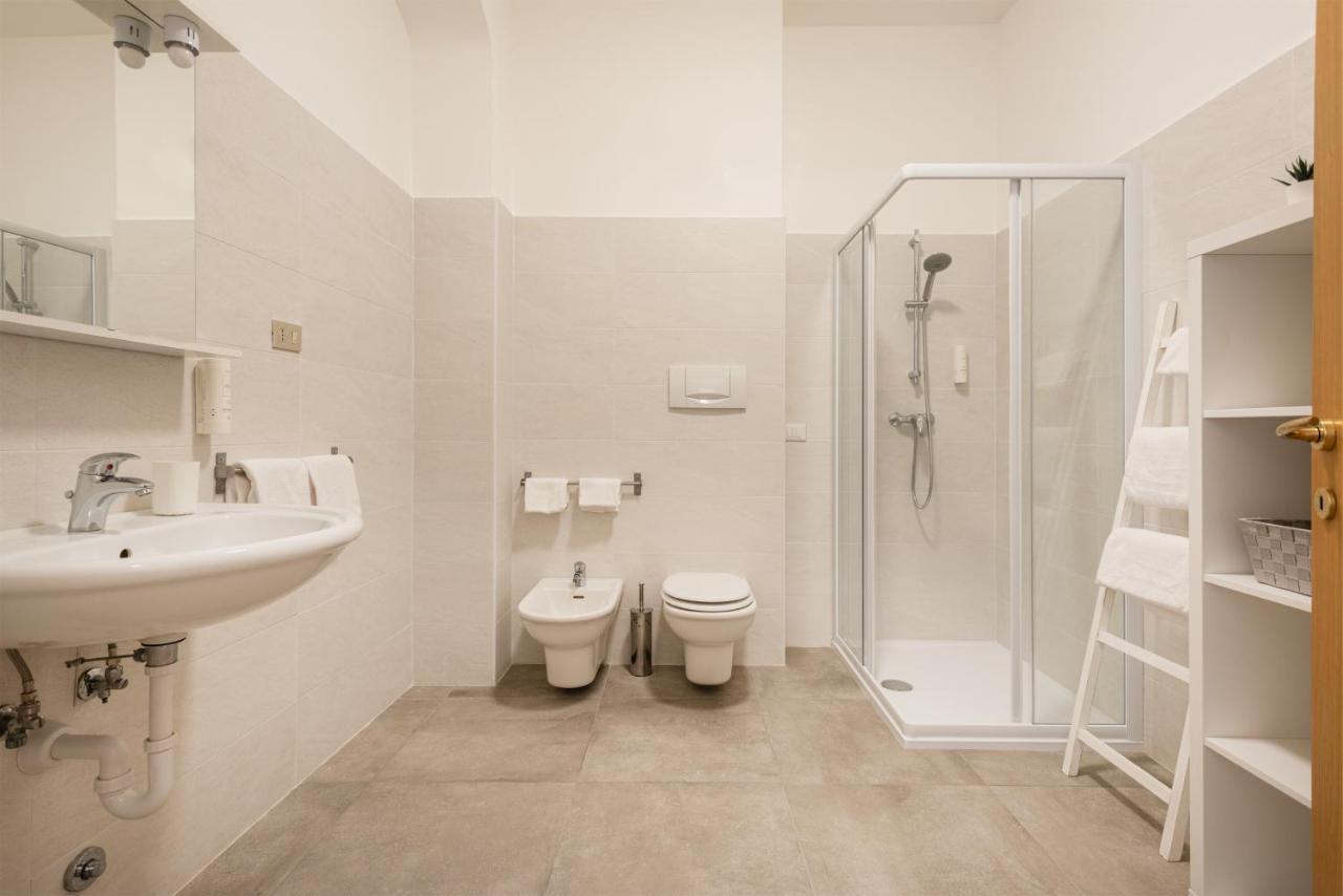 Residenza Ester ريفا ديل غاردا المظهر الخارجي الصورة