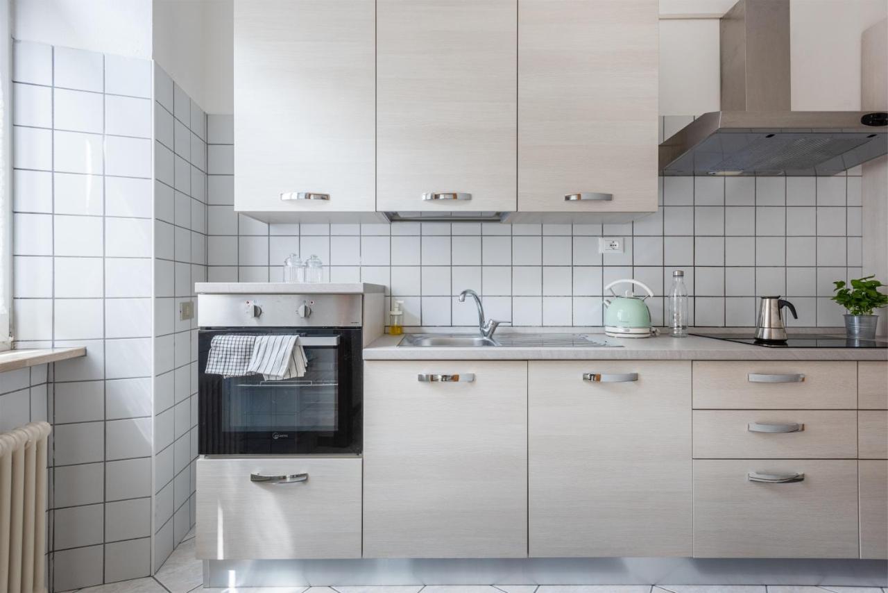 Residenza Ester ريفا ديل غاردا المظهر الخارجي الصورة